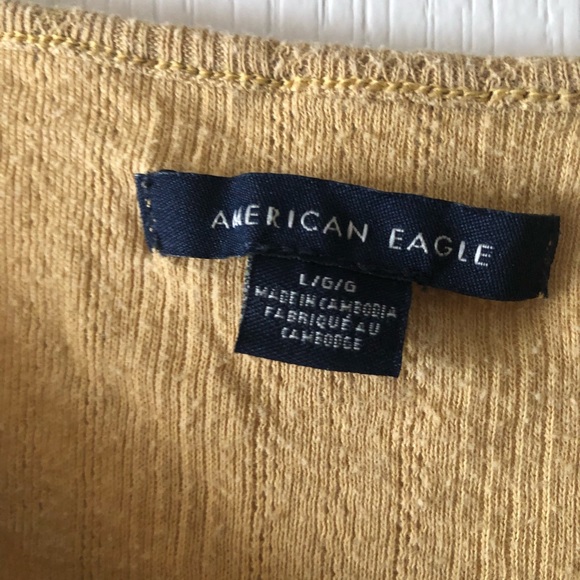American Eagle scoop neck tie-front t-shirt (M) - Picture 2 of 2